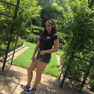 Meet your Posher, Janelle